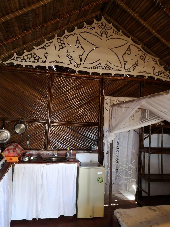 Chez Alex Bed & Breakfast Nosy-Be Exterior foto